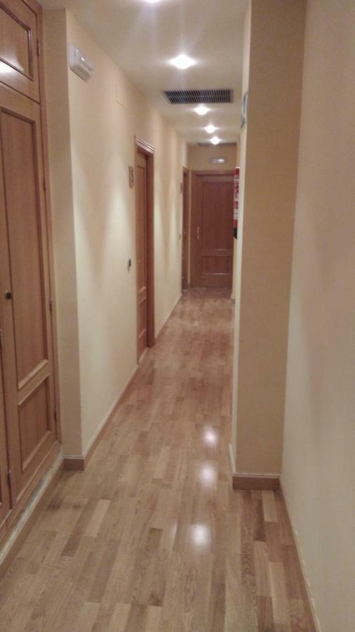 Hostal Puerta Del Valle La Cisterniga Ngoại thất bức ảnh